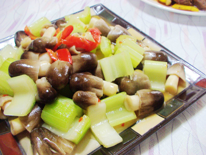 ~�ݹ��������۵�����