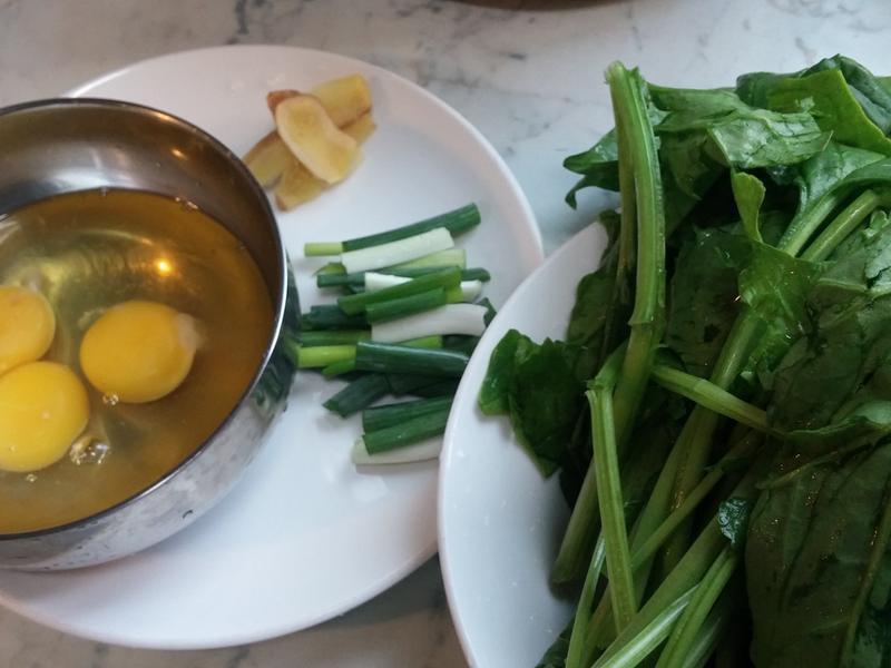 ���˻ƽ�嵰��������