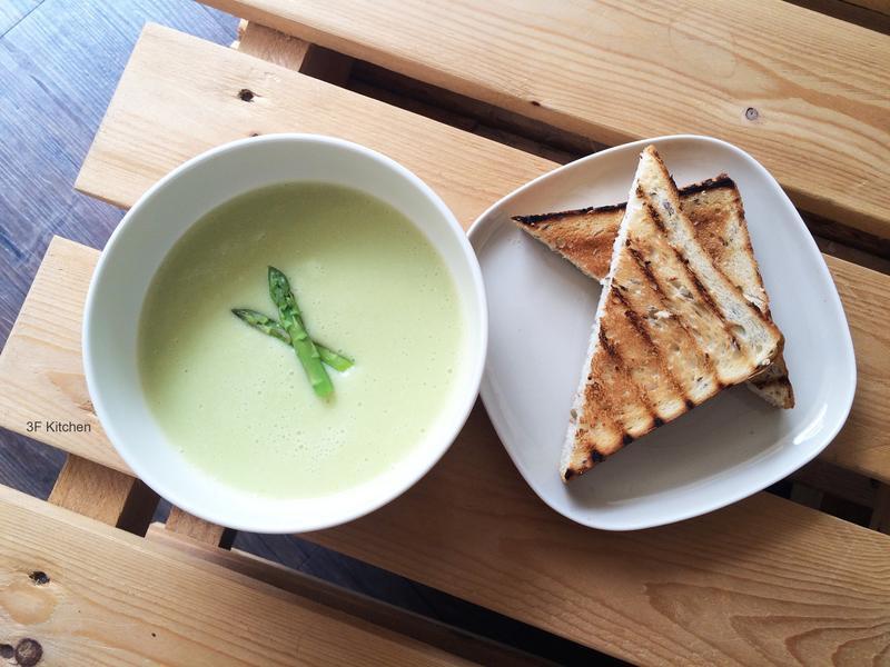 芦笋马铃薯豆浆浓汤的做法