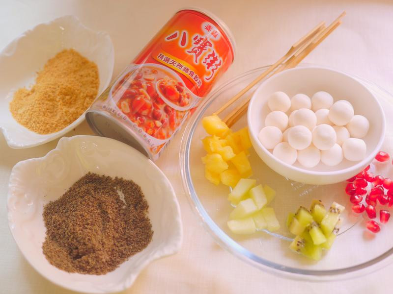 �ʹ����񴮰˱����̩ɽ�˱���ݵ�����