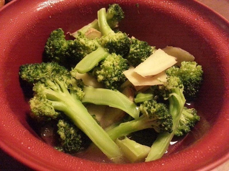 麻香炒绿花椰的做法