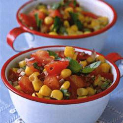 红洋葱拌玉米西红柿丁的做法