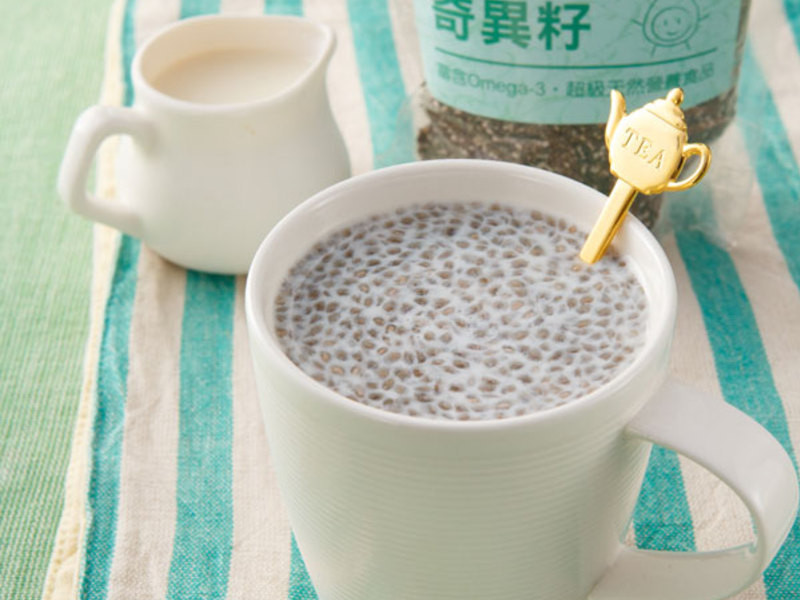 高纤奇亚籽牛奶的做法