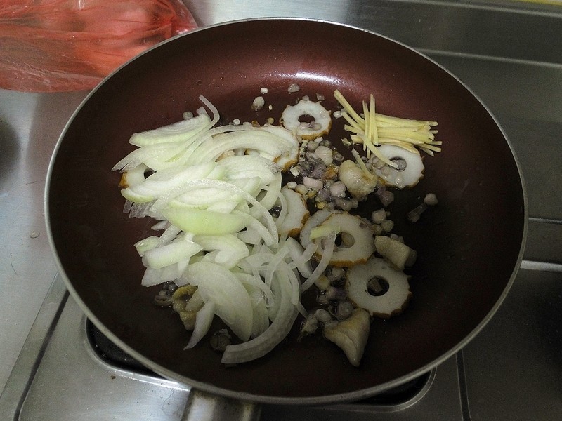 ������y�������