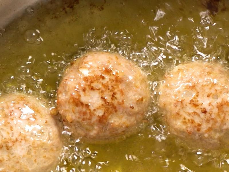 ʨ��ͷ�ĳԵ�����