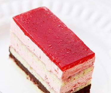 树莓蛋糕的做法