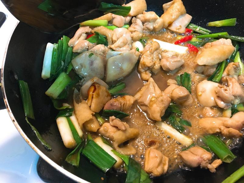 �б����������