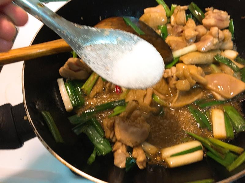 �б����������