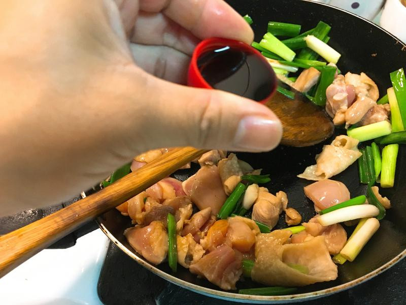 �б����������