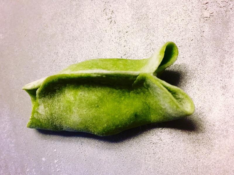 ��ɫ����ˮ�ȵ�����