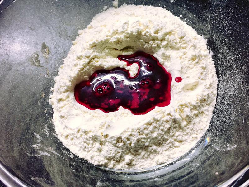 ��ɫ����ˮ�ȵ�����