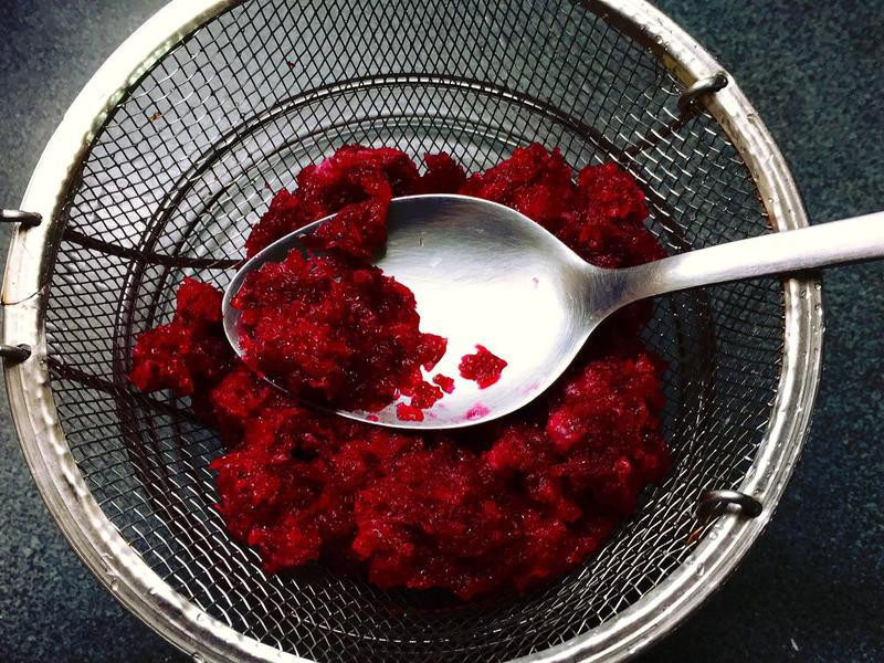 ��ɫ����ˮ�ȵ�����