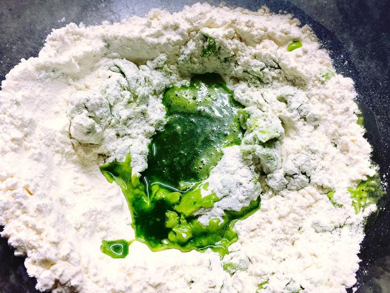 ��ɫ����ˮ�ȵ�����