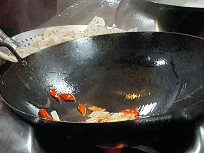 �׳���źƬ������