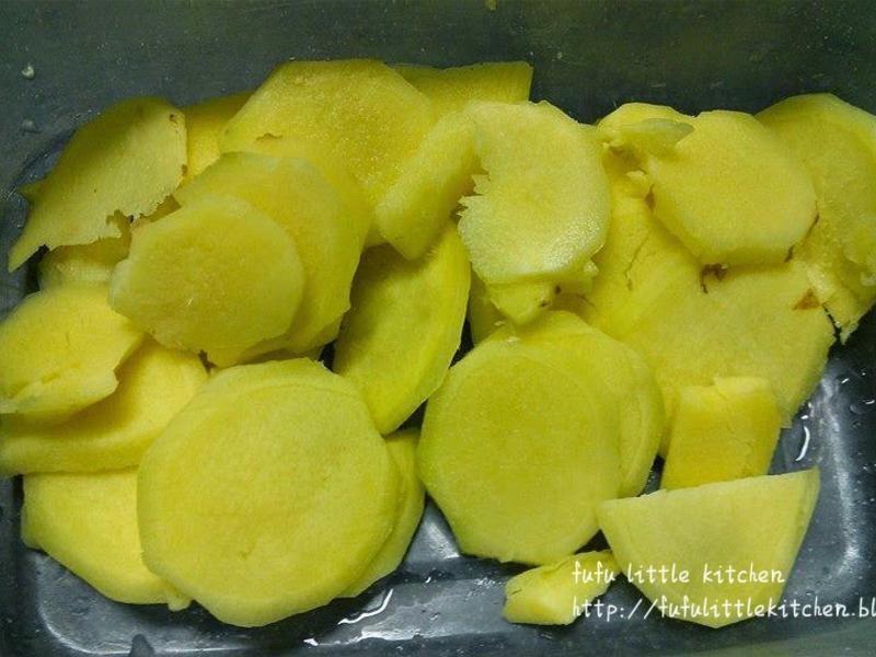 ȥ��ð���������ֵ�����