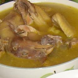 松茸炖鸡的做法