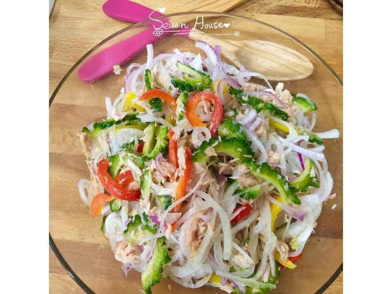 �����а����������