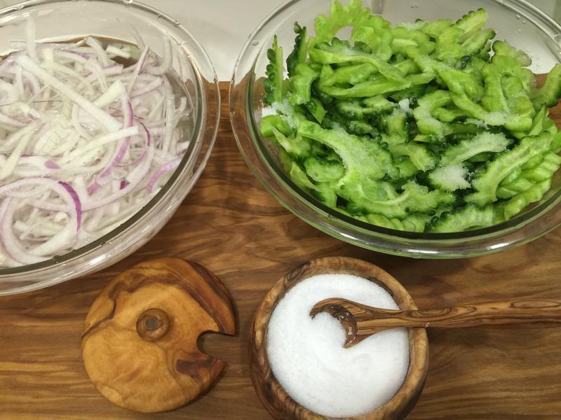 �����а����������