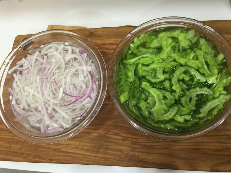 �����а����������