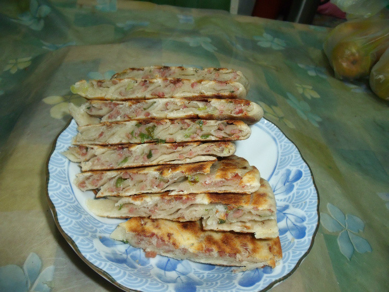 火腿葱油饼的做法