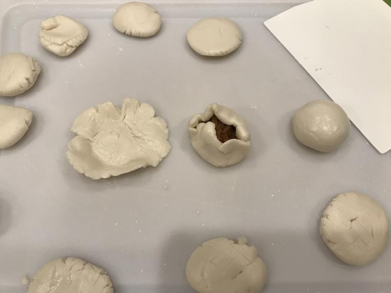 ������ɫ��Բ������