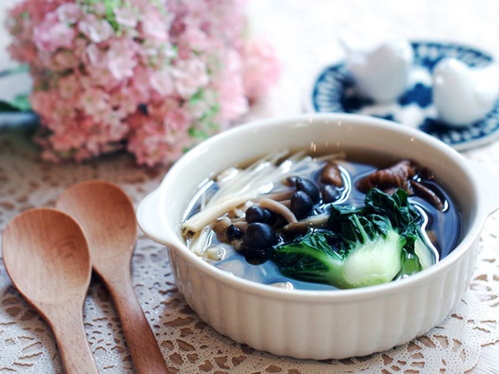 �Ӿ���������