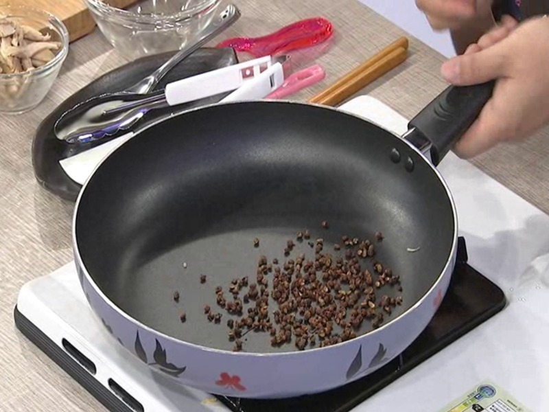 ��ҹը��ҡ��һ�佷���ˮ��������