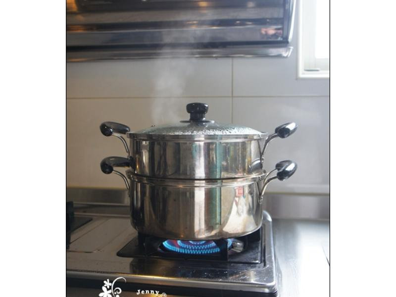 ��ɫ���������