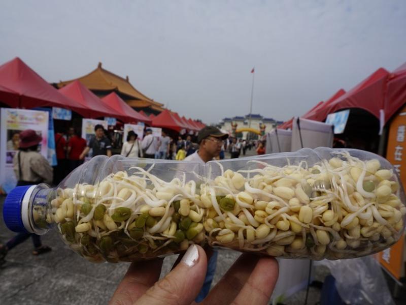 û��Ư�׼��Ķ�ѿ������