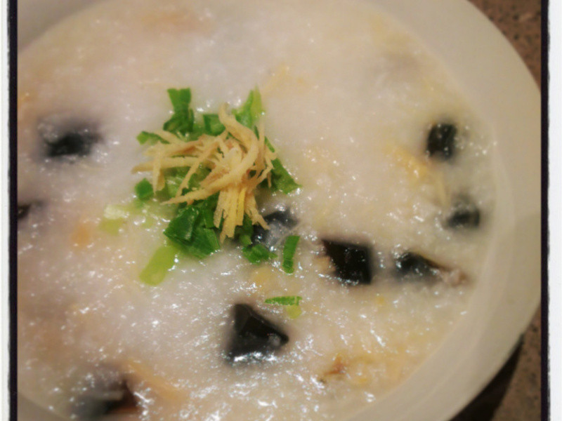 港式皮蛋(松花蛋)蛤蜊粥的做法