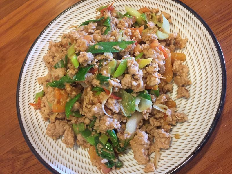 干贝酱炒肉丁的做法