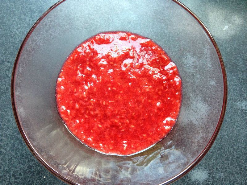 ����ݮ���ʵ��ױ�������