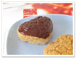 {爱心}低脂杏仁巧克力玛芬的做法