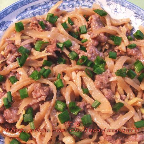 荷塘冲菜蒸牛肉的做法