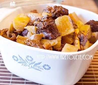 泡椒萝卜烧牛腩的做法