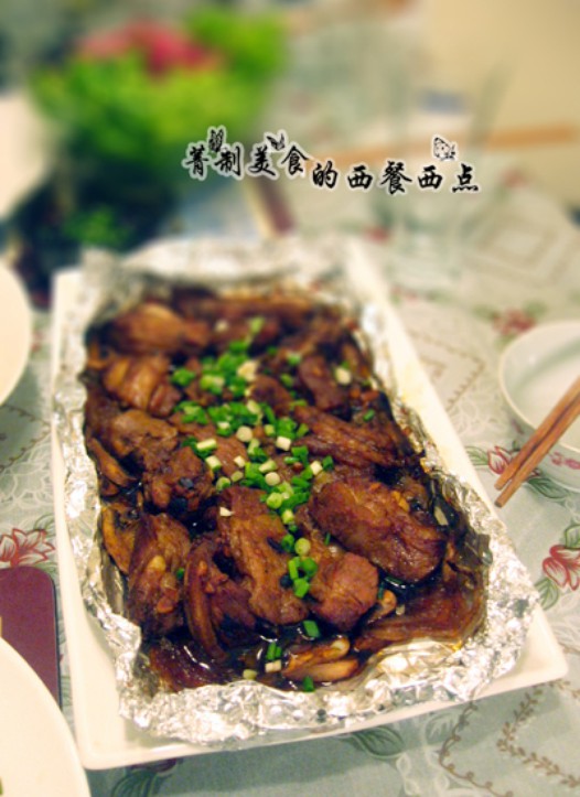 秘制什蔬焗烤排骨的做法