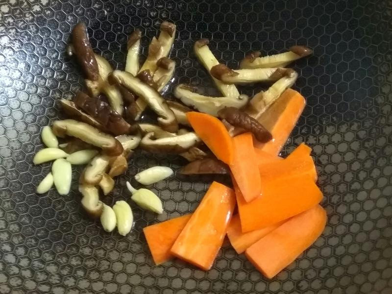 ��ɫ���޲˵�����