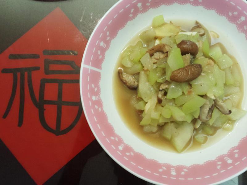 开阳菇菇瓠瓜丝的做法