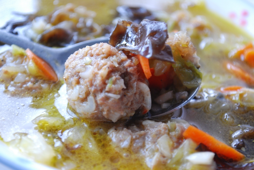 ����ź����������