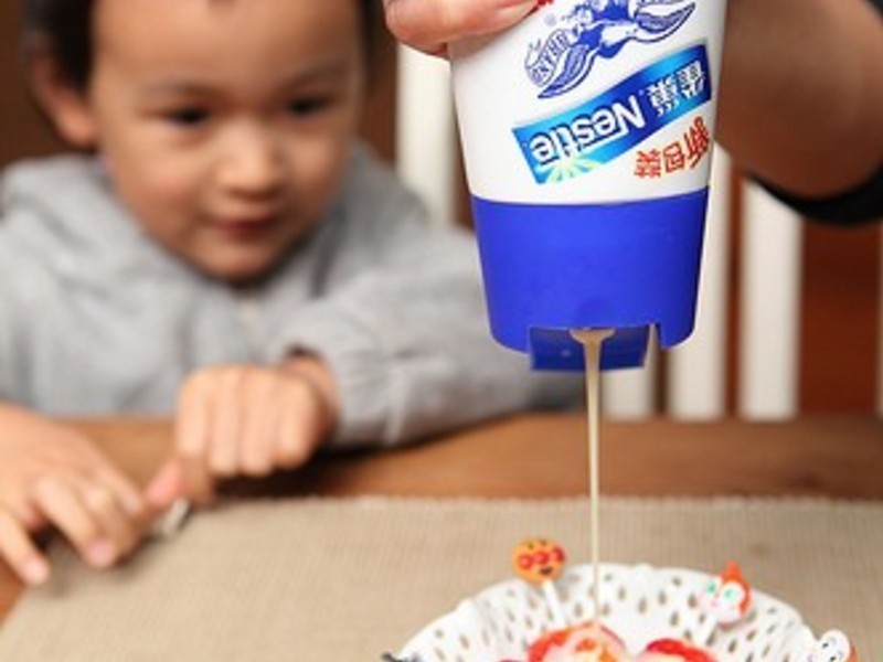 ����ݮ�Ͱ�ӥ�����̡�֮���๾����¶ǵĲ�ݮ���ĵ�����