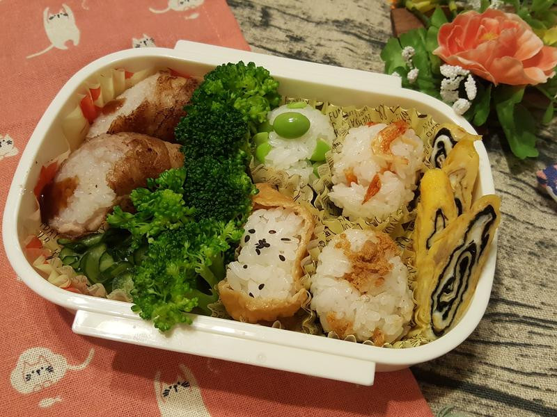 ��ɫ���ź�̦�����յ�����