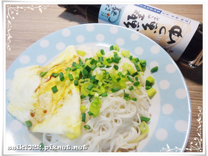 煎蛋姜汁面线 (懒人 x 省钱) ? 时间淬酿的甘露之味的做法