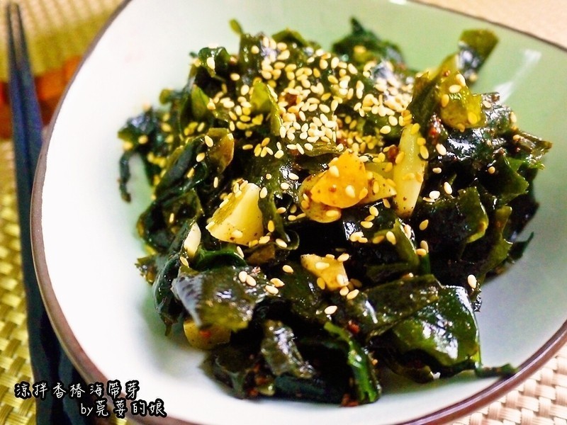 凉拌香椿海带芽『牛头牌端午好香拌』的做法