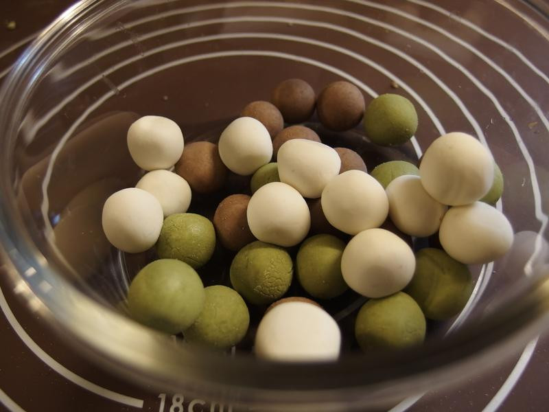 ��ɫС��Բ������