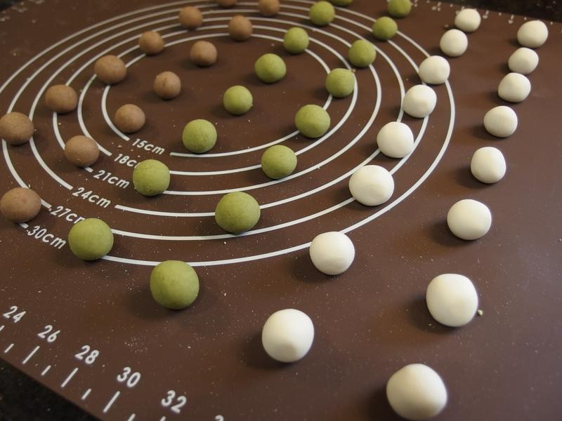 ��ɫС��Բ������