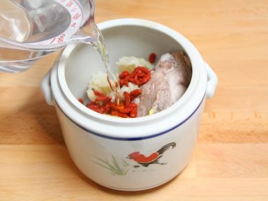 ��轻�����չ��������