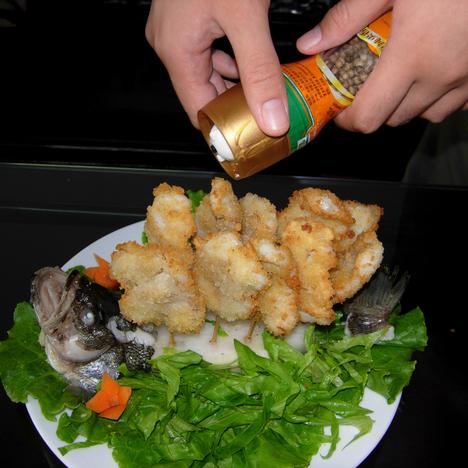 白椒鲈鱼的做法