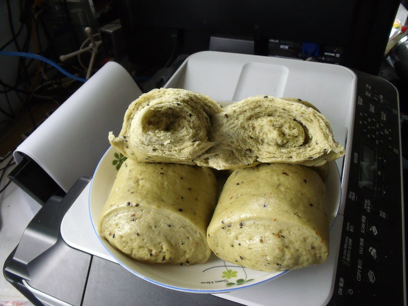 抺茶芝麻花生馒头的做法