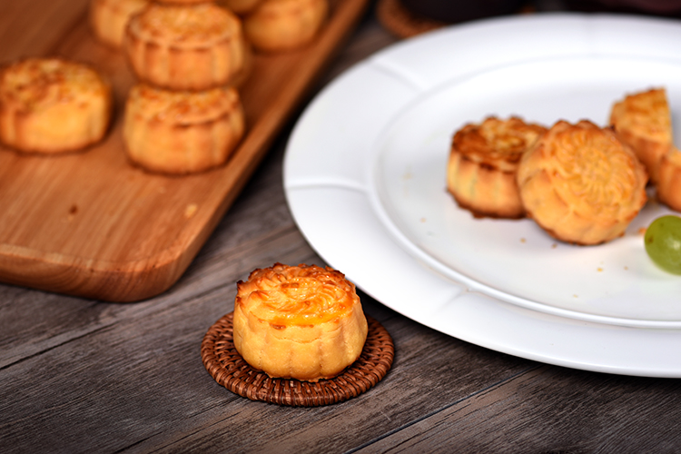 半岛月饼的做法