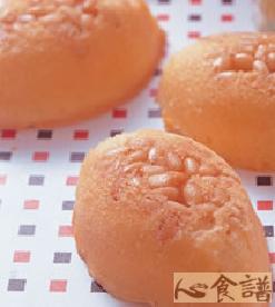 松子蜂蜜蛋糕的做法